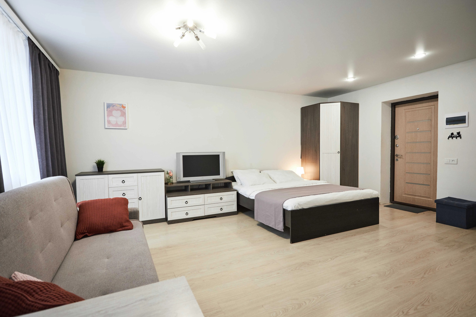 Апартаменты Санфировой 99