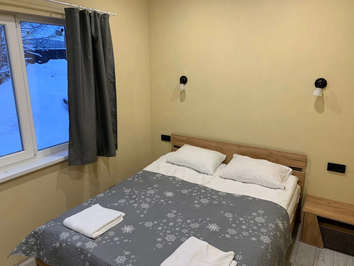 Частный Дом Титан Грей коттедж с 5ю спальнями и сауной