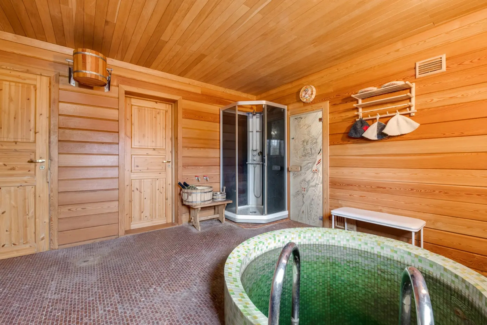 Частный дом Shagal Chalet 1