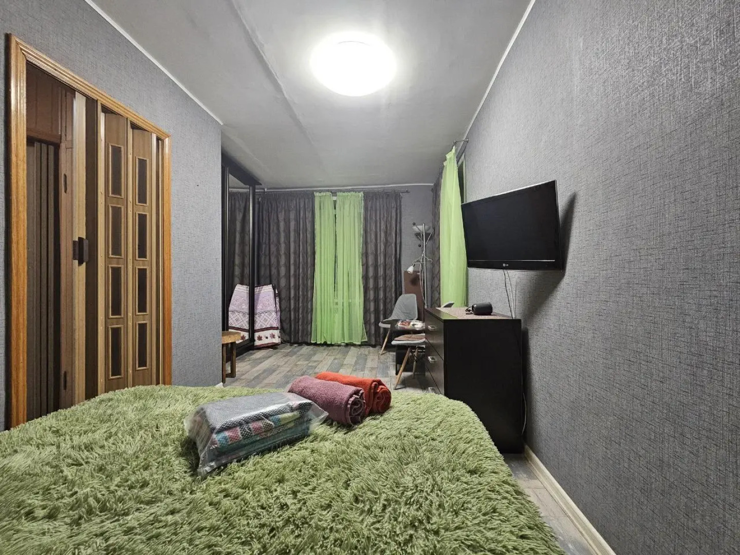 Апартаменты L.V.H Красноармейский проспект 4