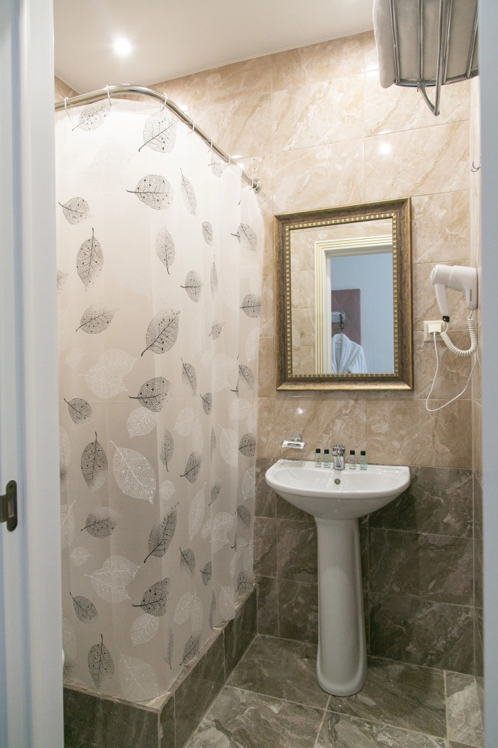 Отель Лемар