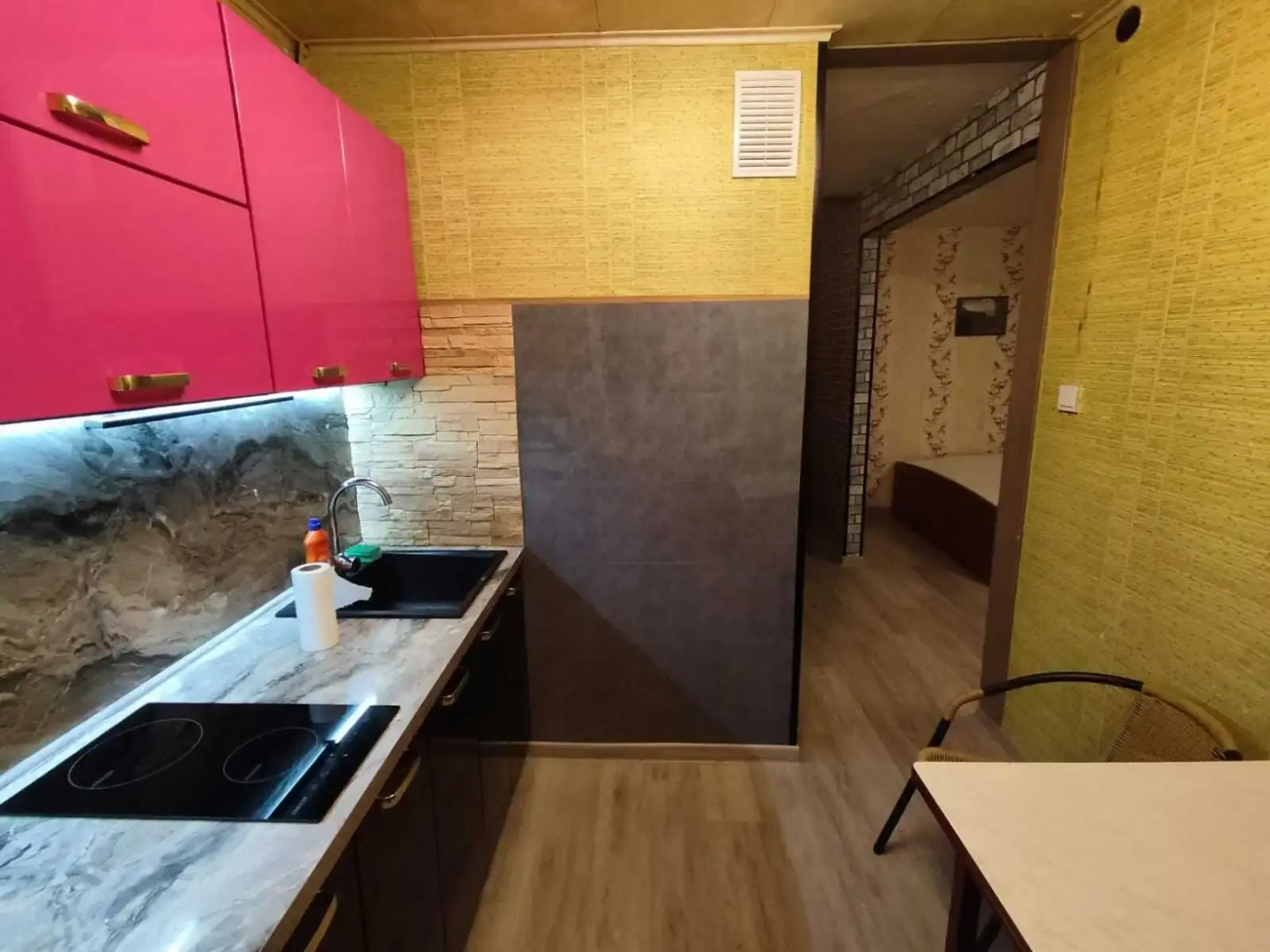 Апартаменты с 2 Комнатами в Центре Города