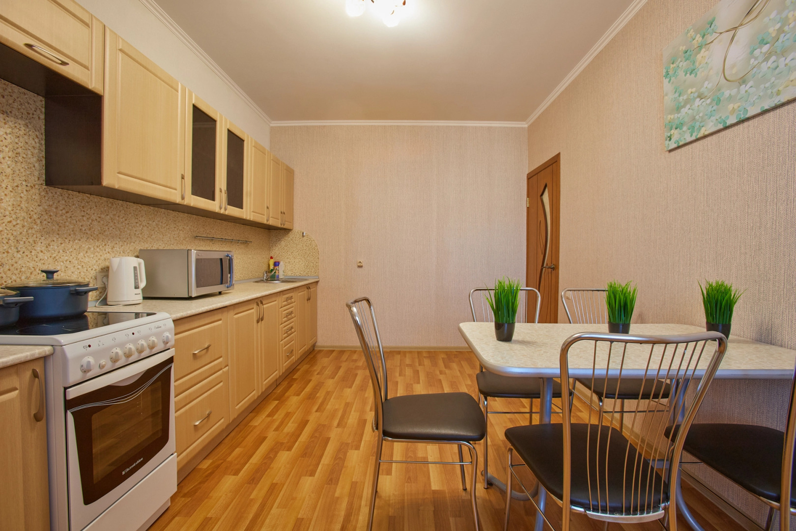 Апартаменты Большая квартира с видом на Волгу