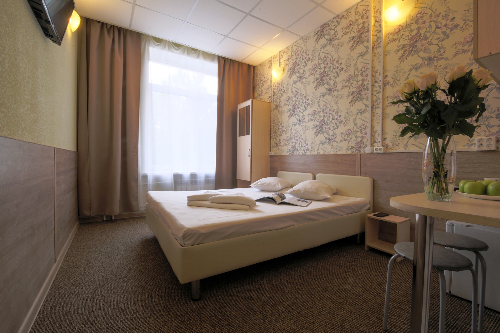 Отель Авлад