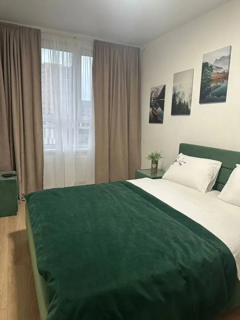 Апартаменты однокомнатные на проспекте Куприна 36к1