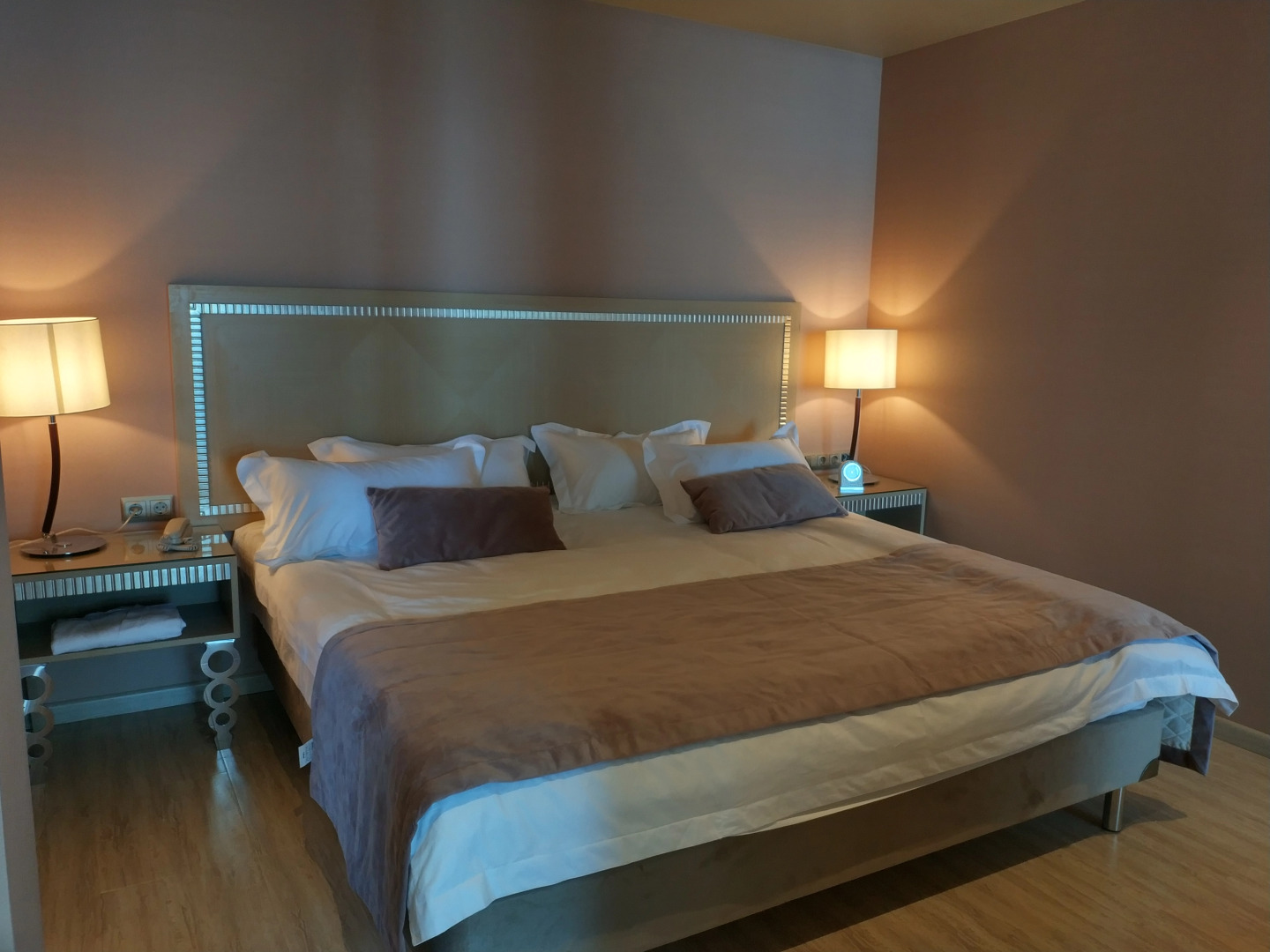 Отель Bay Garden