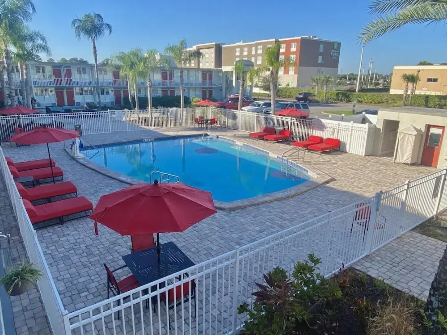 Мини Отель Melbourne All Suites