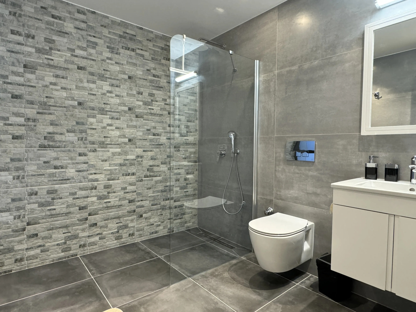 Вилла Роскошная вилла на берегу Средиземного моря