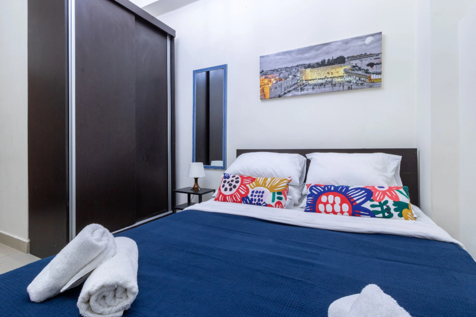 Nhe Machne Yehuda Apartments