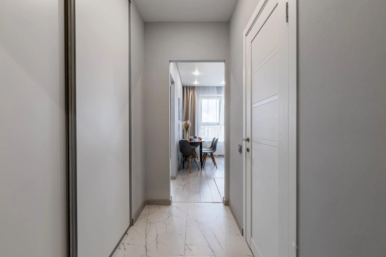 Апартаменты в ЖК Аквамарин на Беpeгу Озерa Kабан