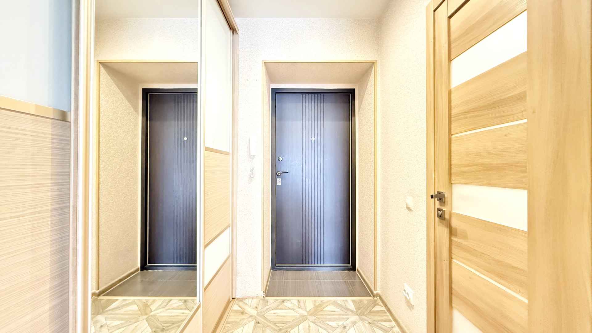 Апартаменты Квартира Hugge Place Объект 5