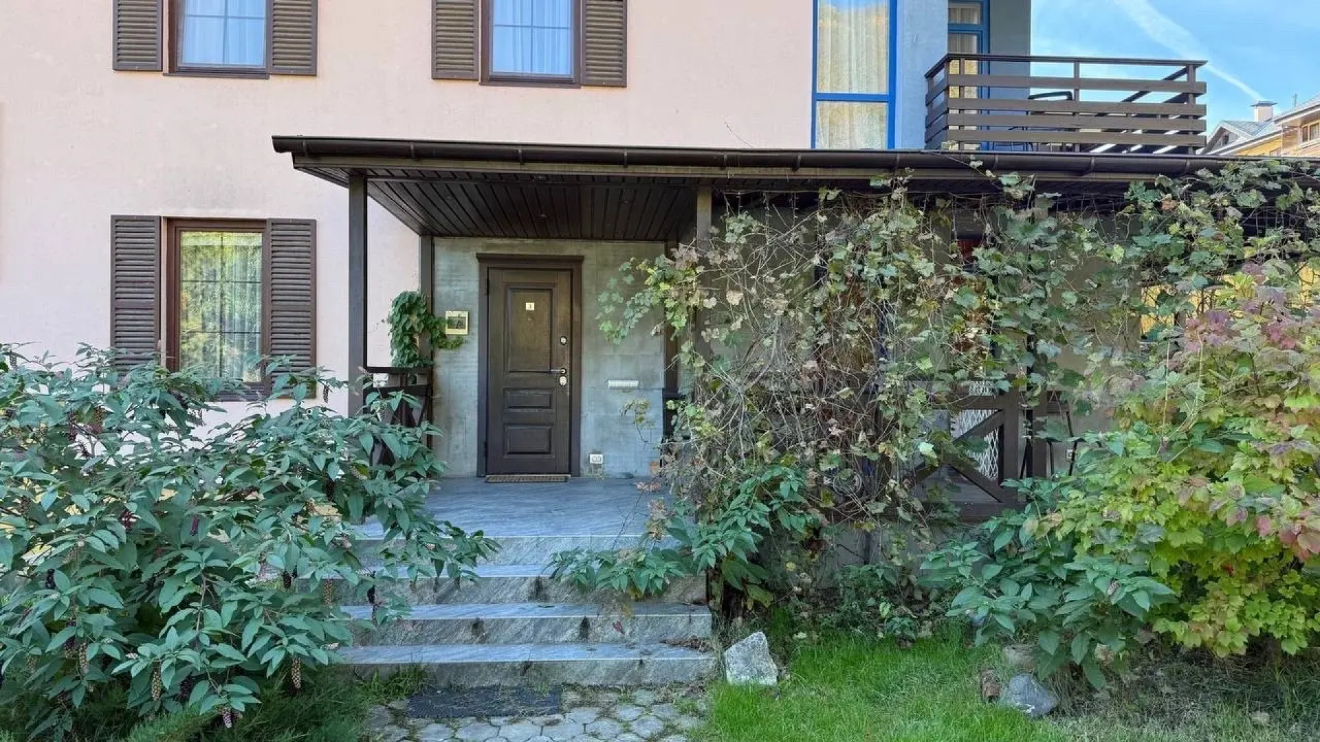 Апартаменты Эко Дом в Жк Катерина Альпик с видом на горы и террасой