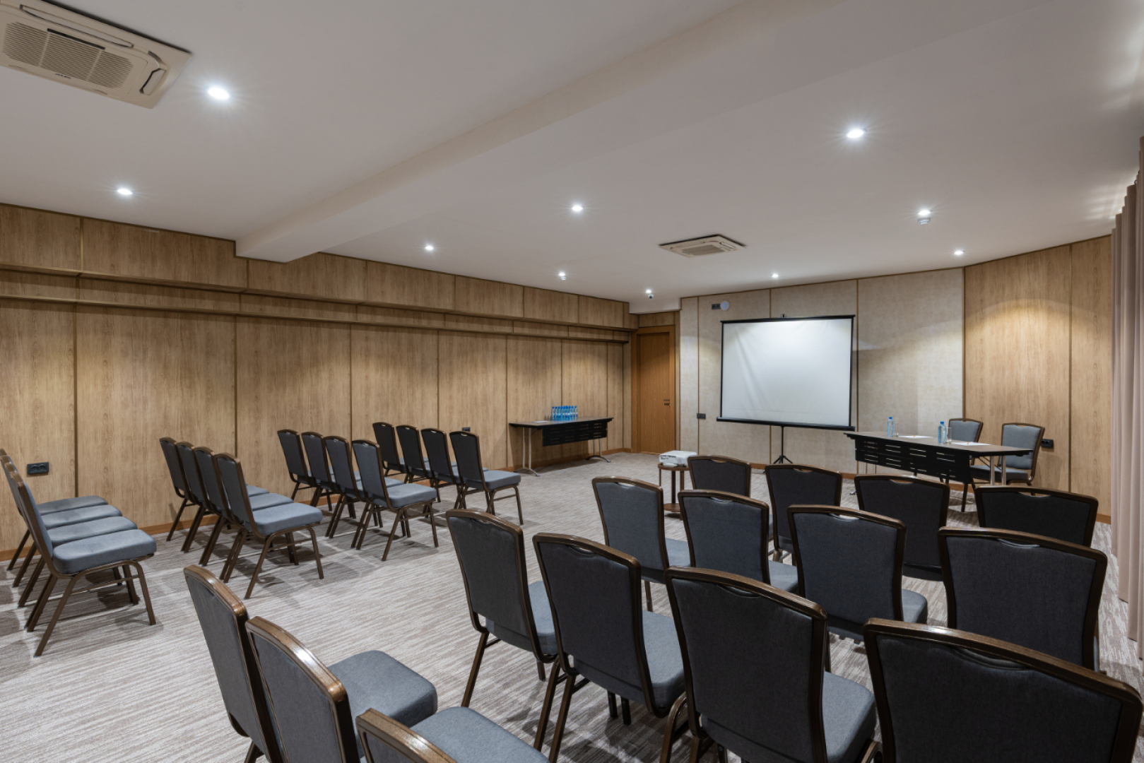 Отель StayInn City Center