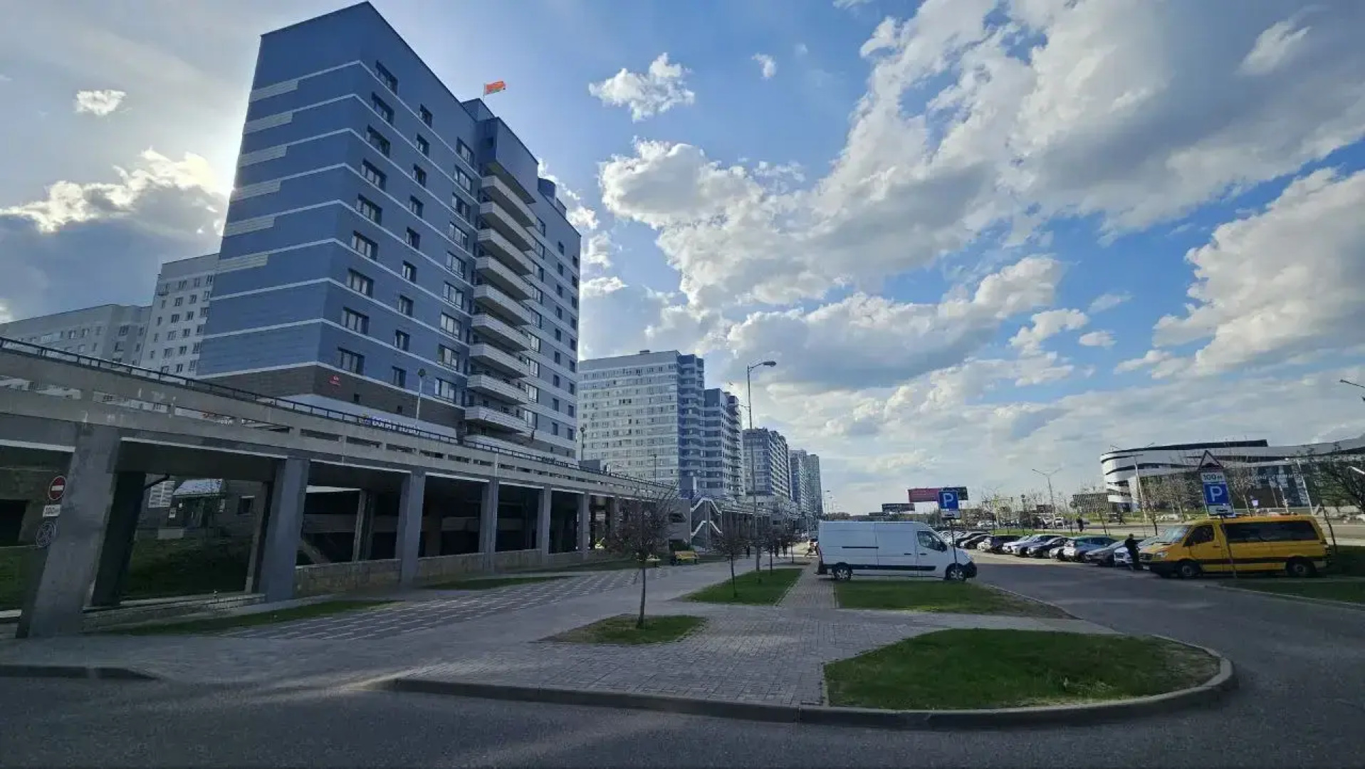 Апартаменты Просторная квартира посуточно в Минске