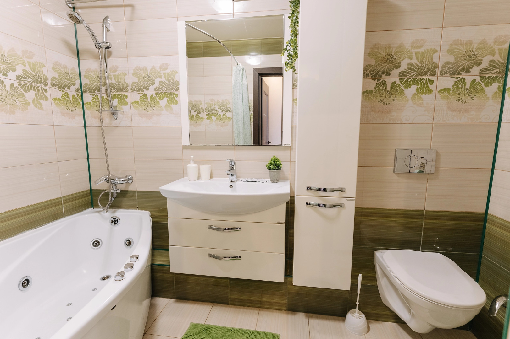 Апартаменты 9 ночей с видом на речку на Коммунальной 1