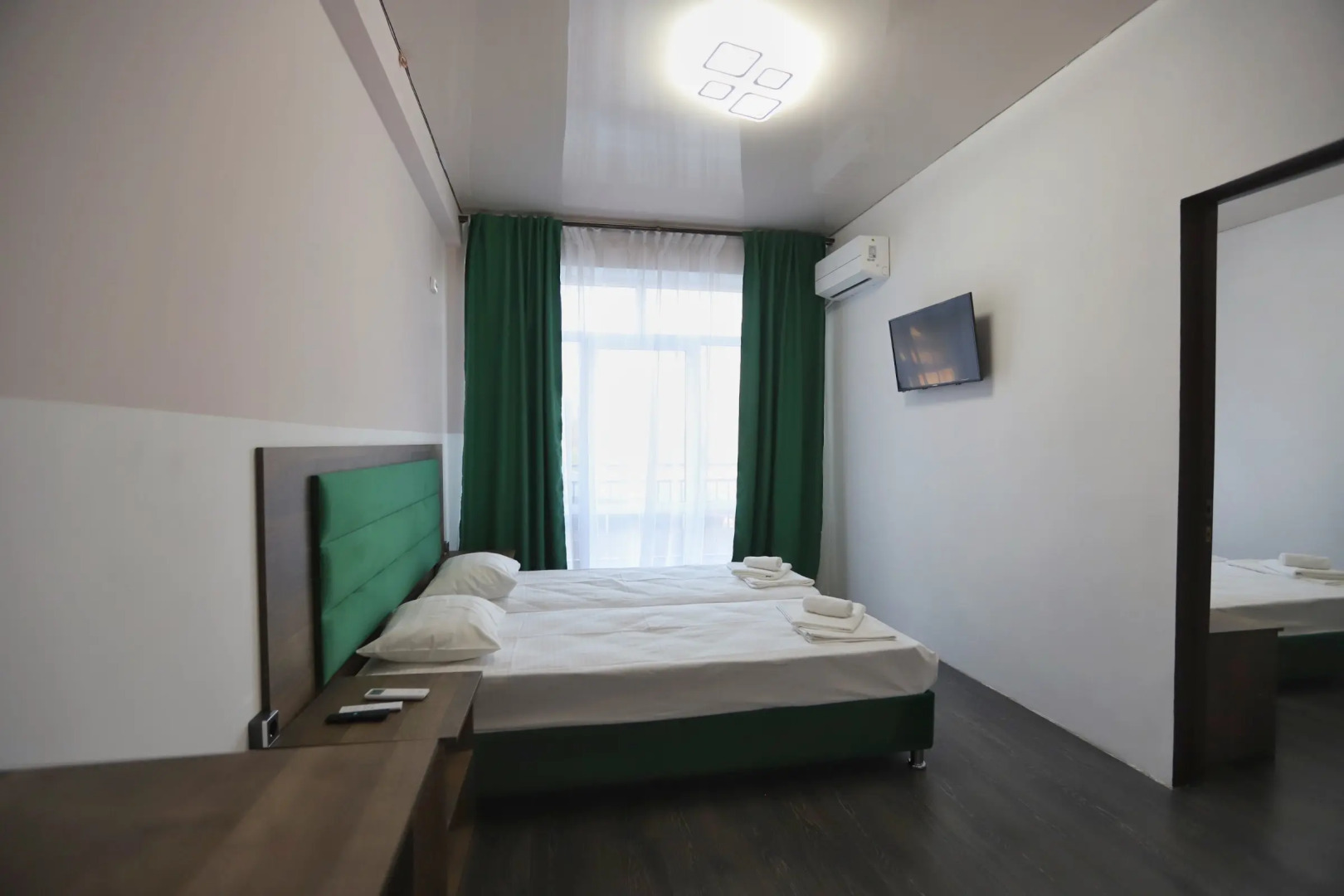 Отель Golden City