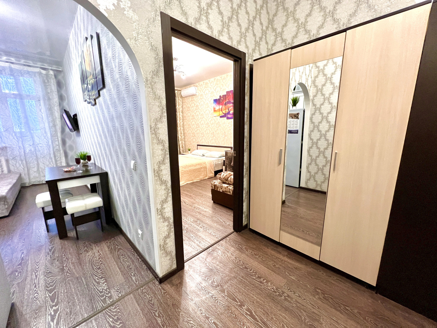 Уютные Апартаменты рядом с Губернским рынком (ул. Маяковского 95)