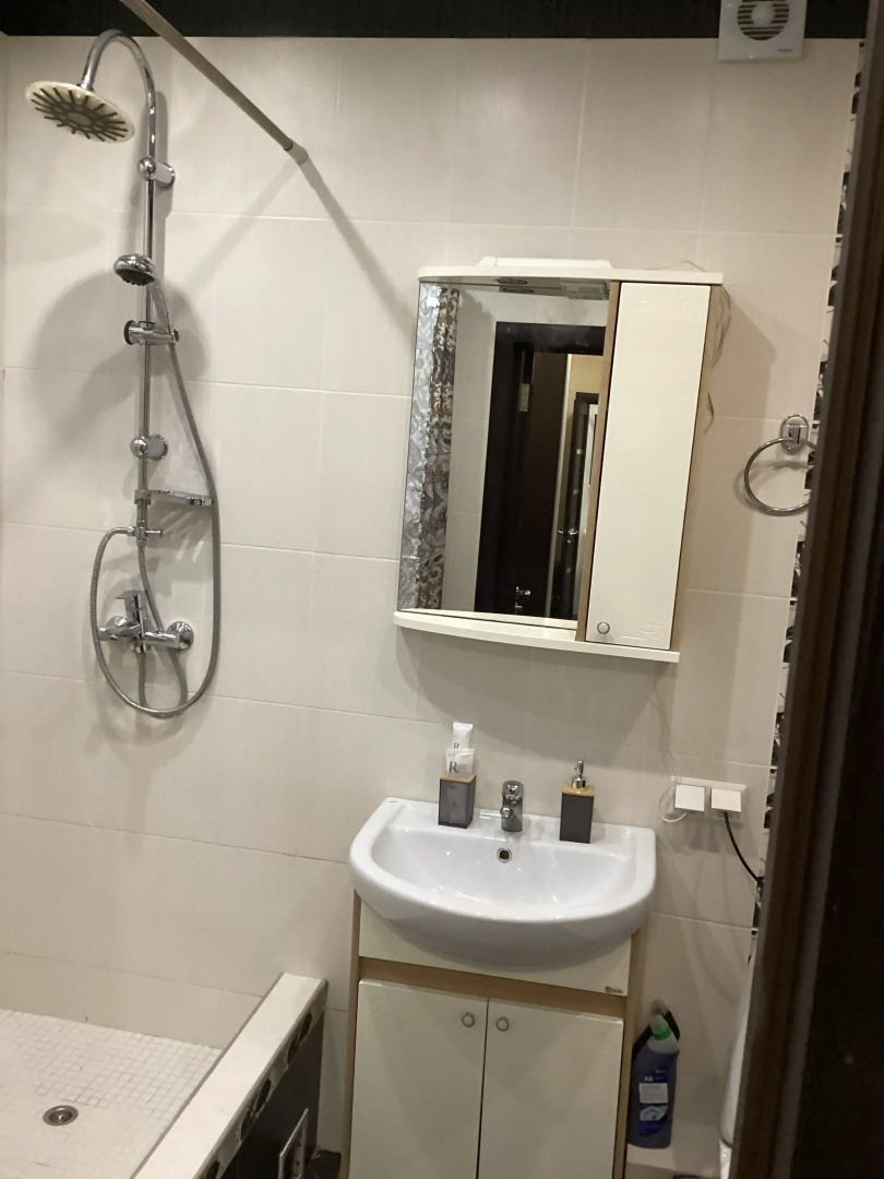 Квартира 1-комнатная на Родионова 192 корпус 4