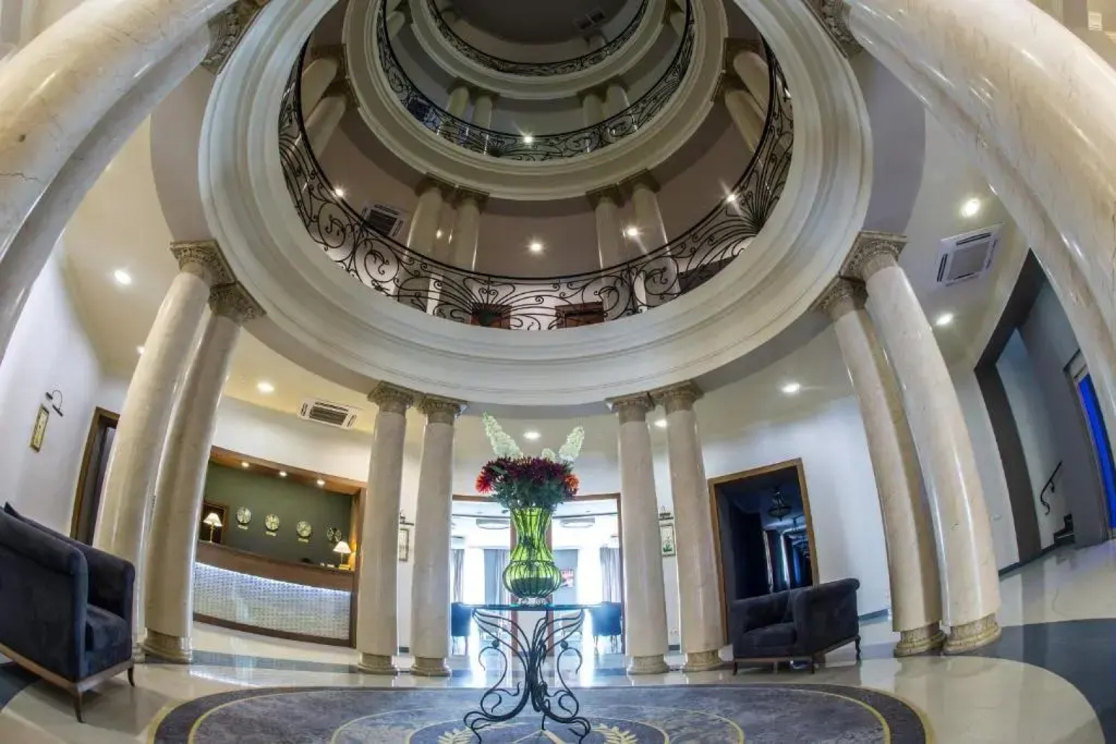 Гостиница Астория Тбилиси