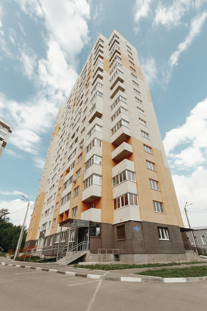 Квартира на Крайнова 5