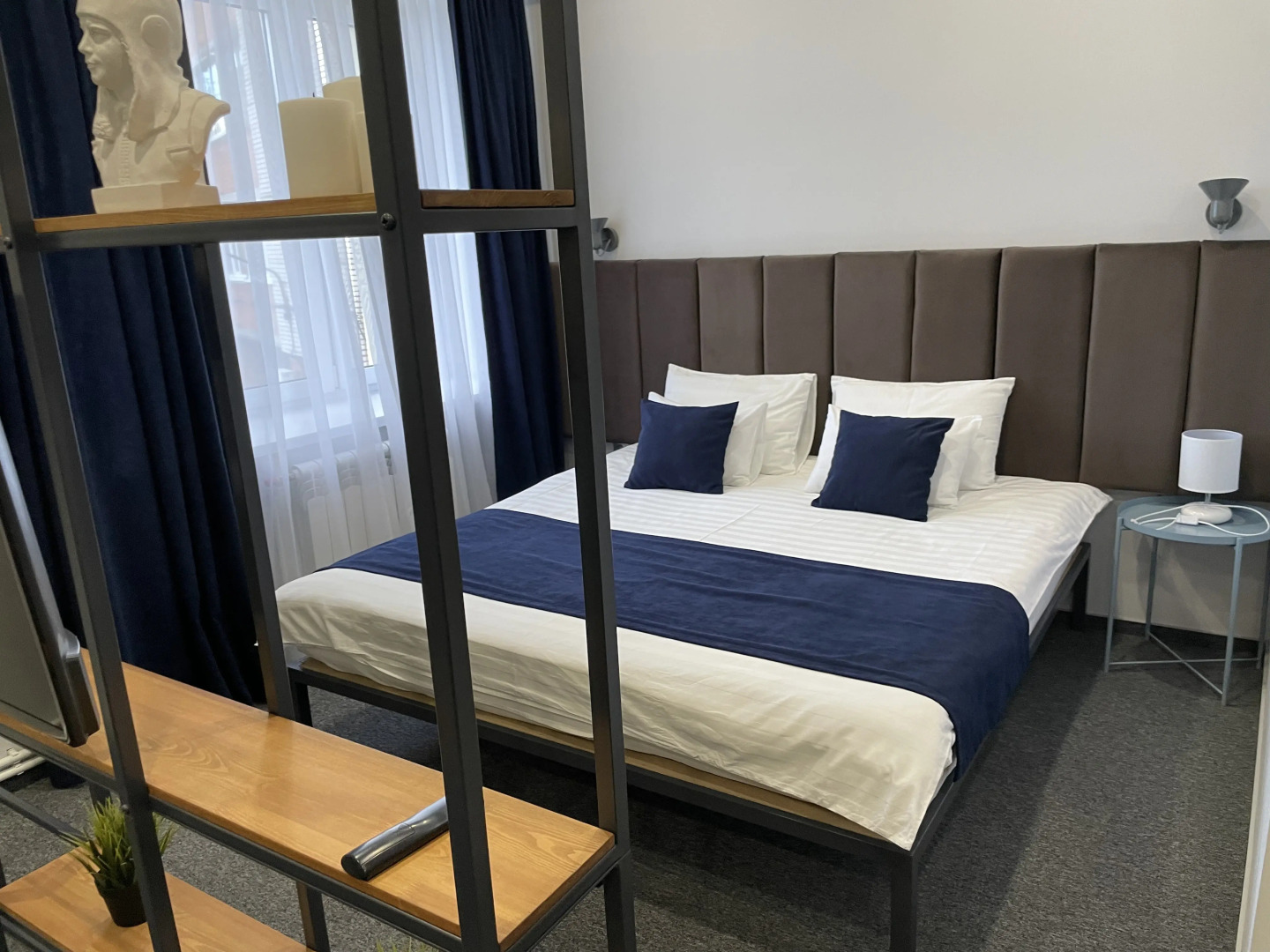 Отель Лекардо