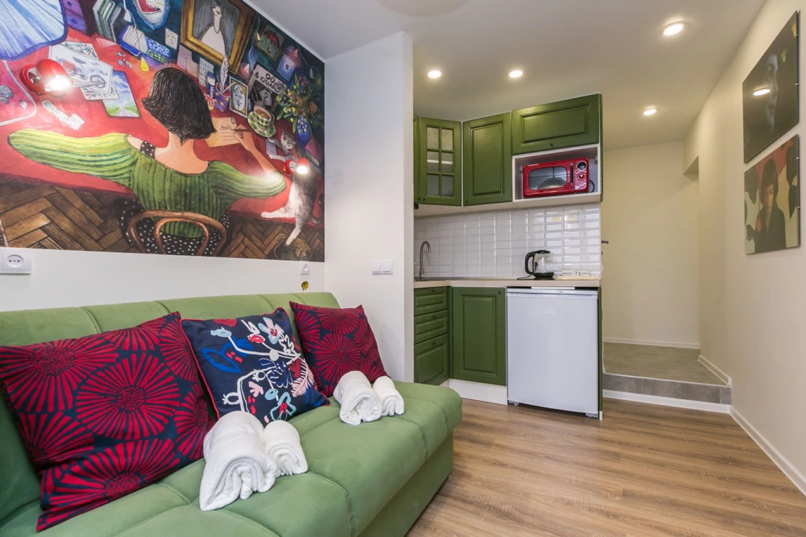 Апартаменты Film у метро 1