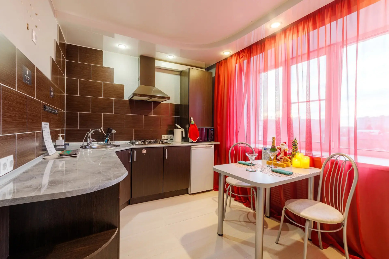 Квартира PrezentHaus на Чичканова 70б