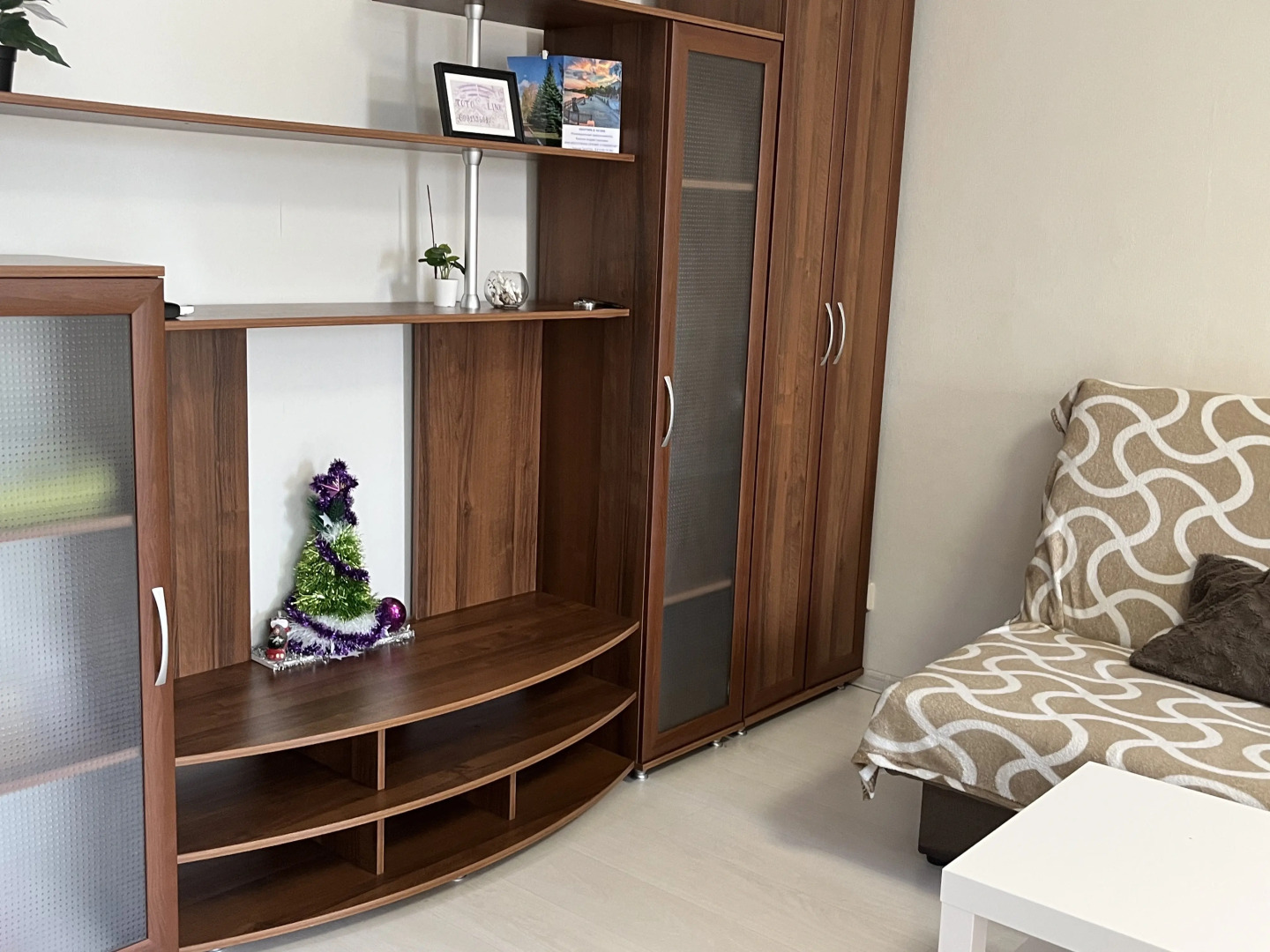 Апартаменты LOYAL'ь Строителей 17