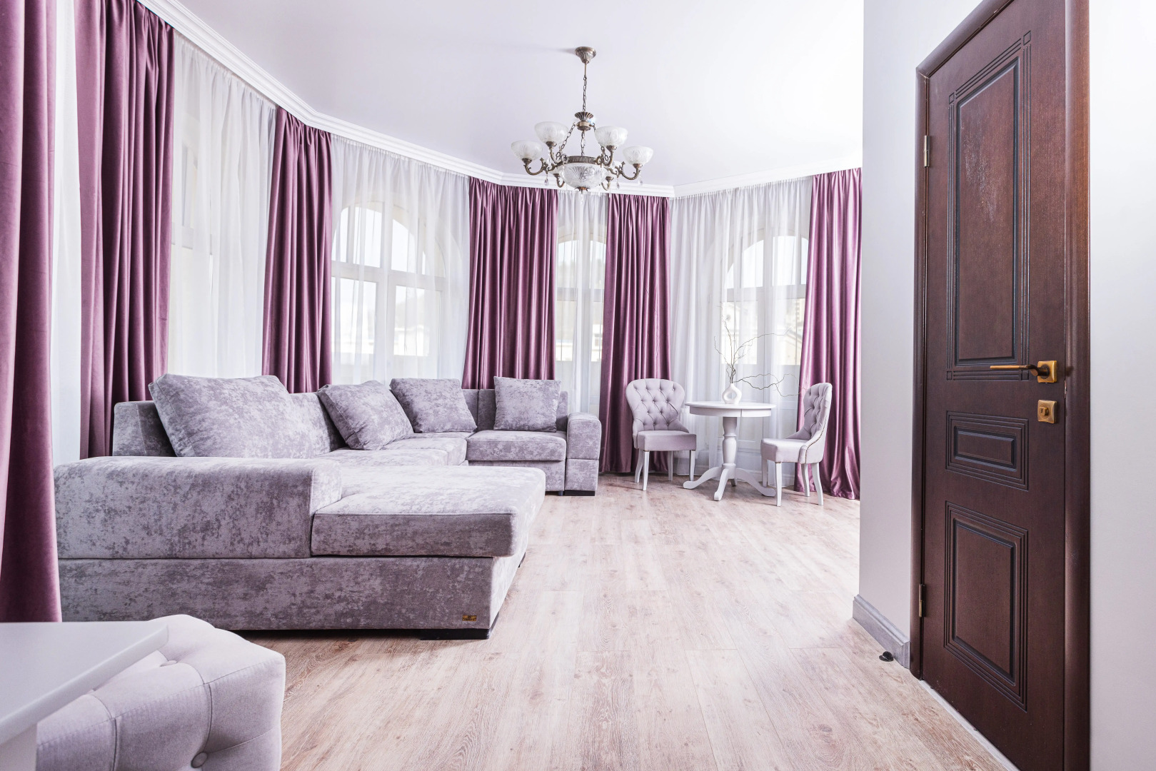 Отель Александр