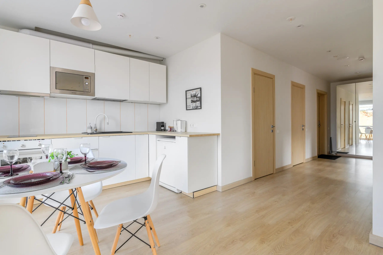 Апартаменты Apartico в Центре Города 2 Отдельные Спальни в Современном ЖК