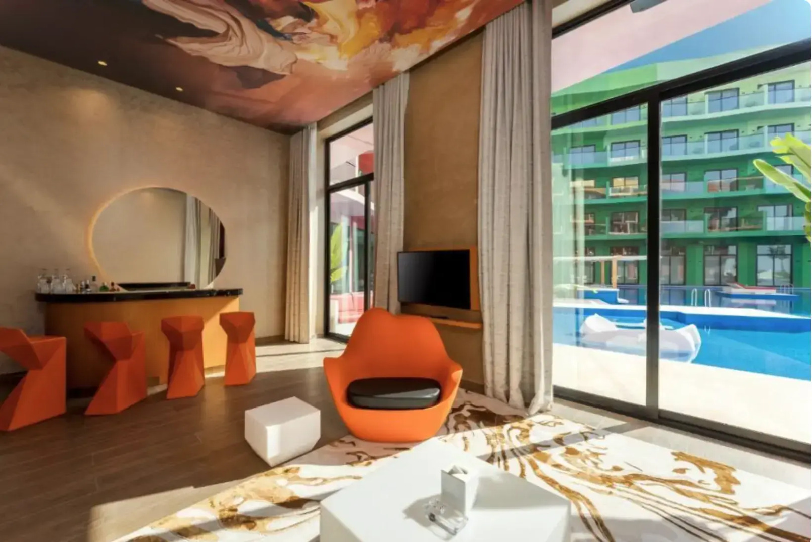 Отель Voco Dubai Monaco The Heart of Europe