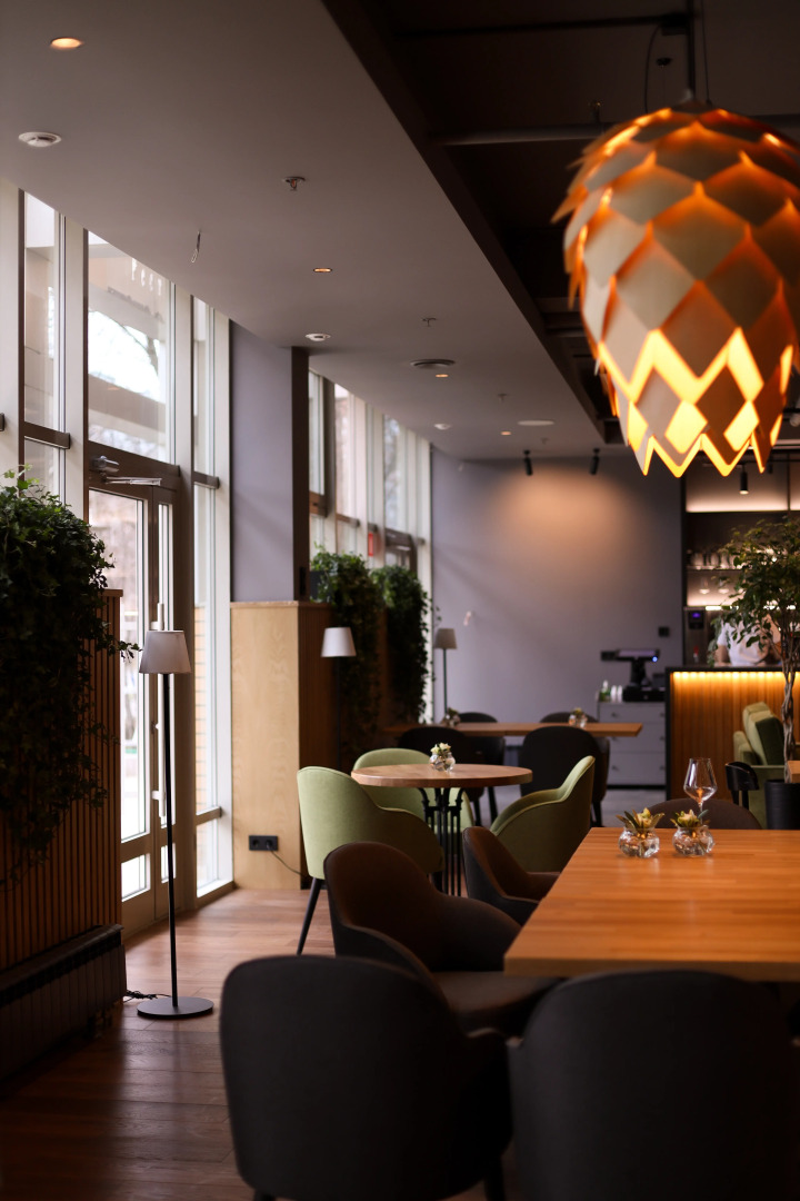 Отель Лекко