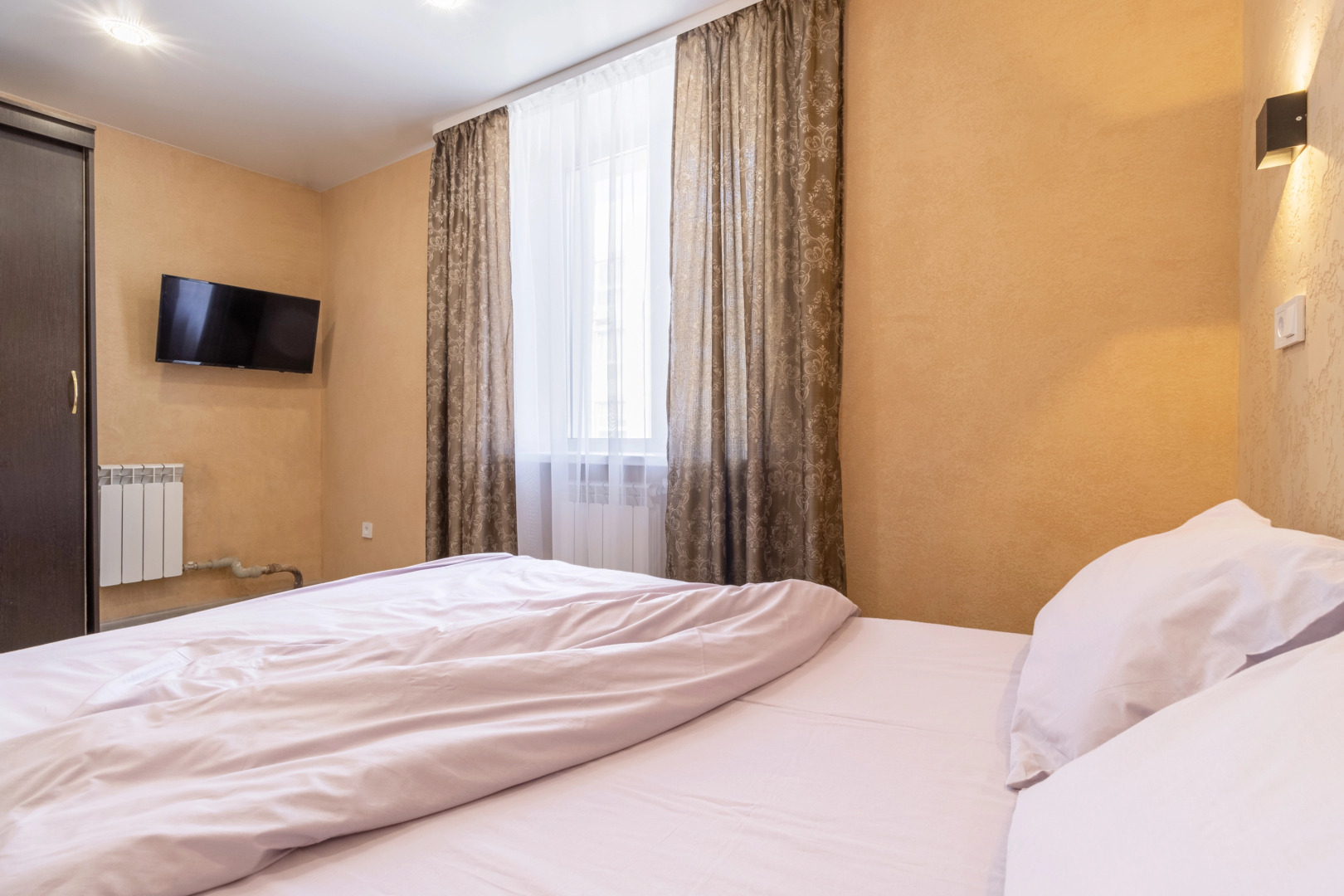 Апартаменты двухкомнатные Stepanenkov на Максима Горького 76