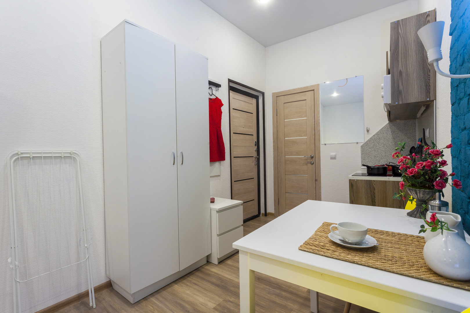Апартаменты MyRoom у Авроры с кроватью King-size с бесконтактным заездом