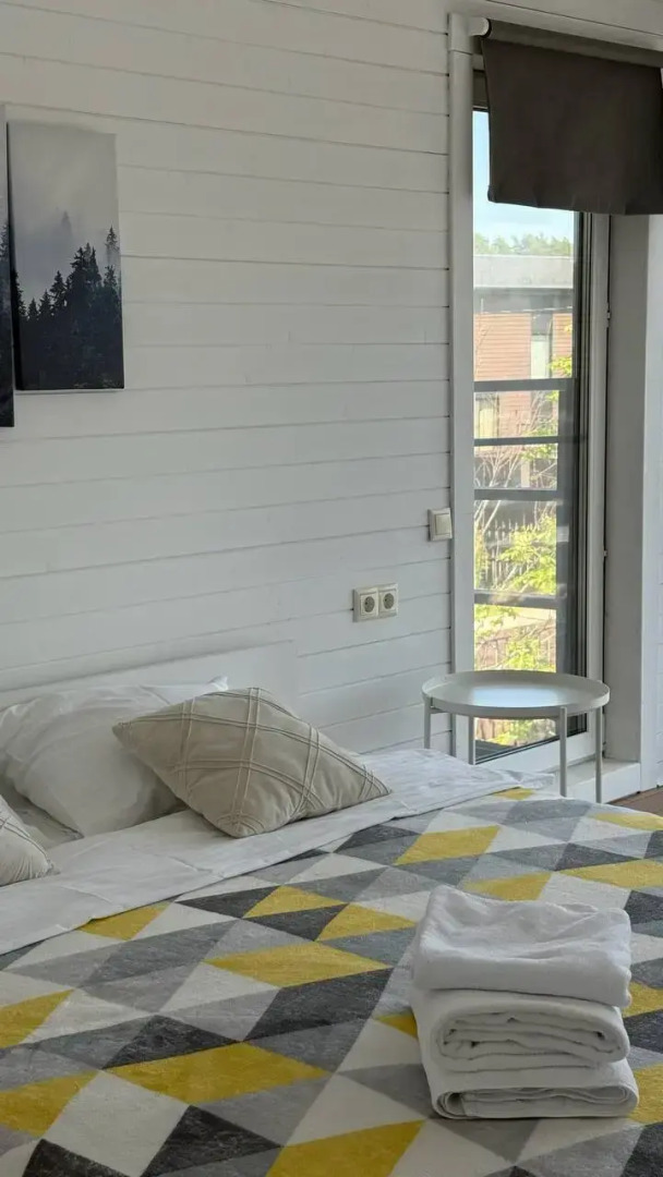 Частный Дом Большой семейный с панорамными окнами