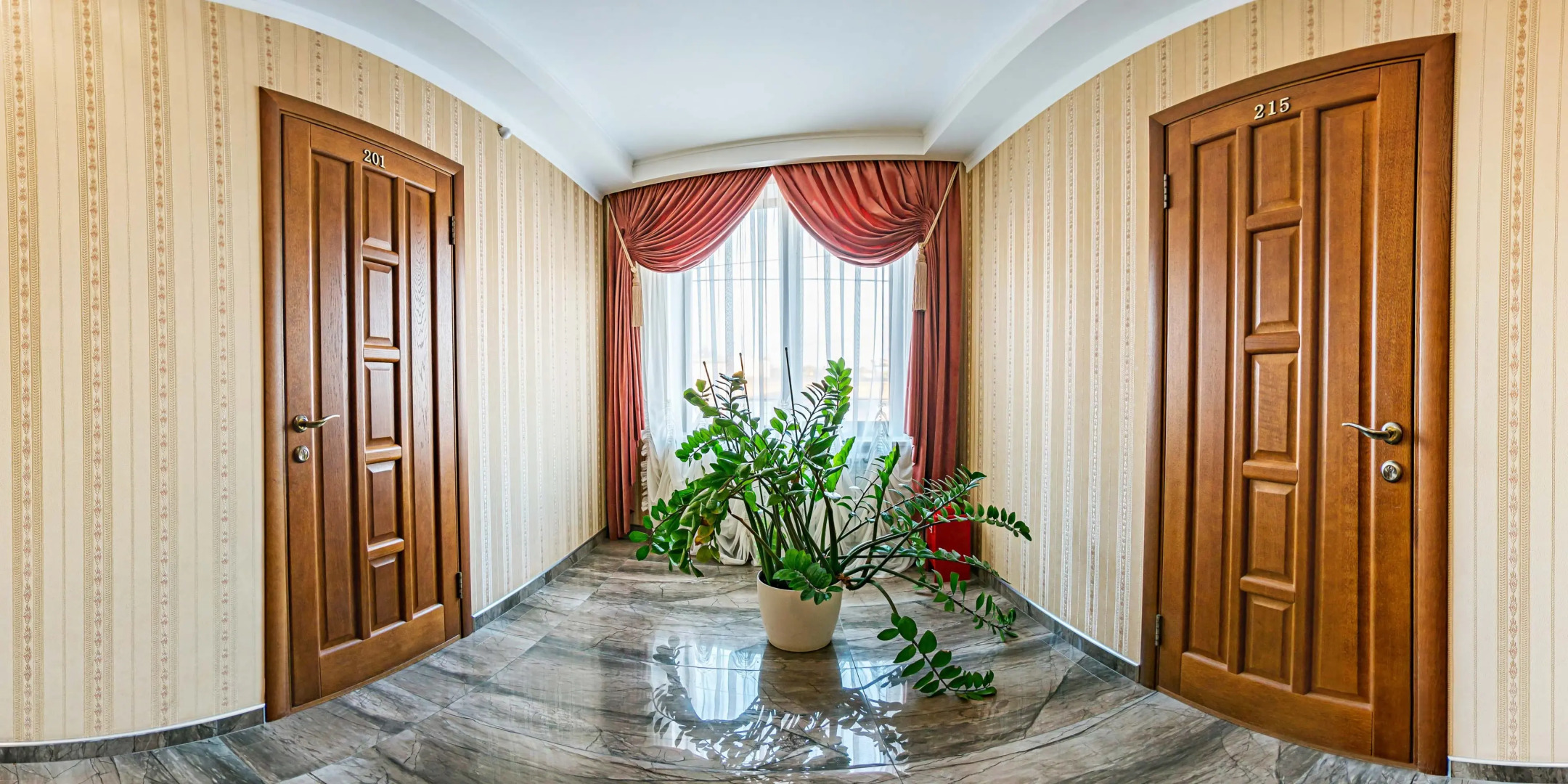 Отель Саквояж