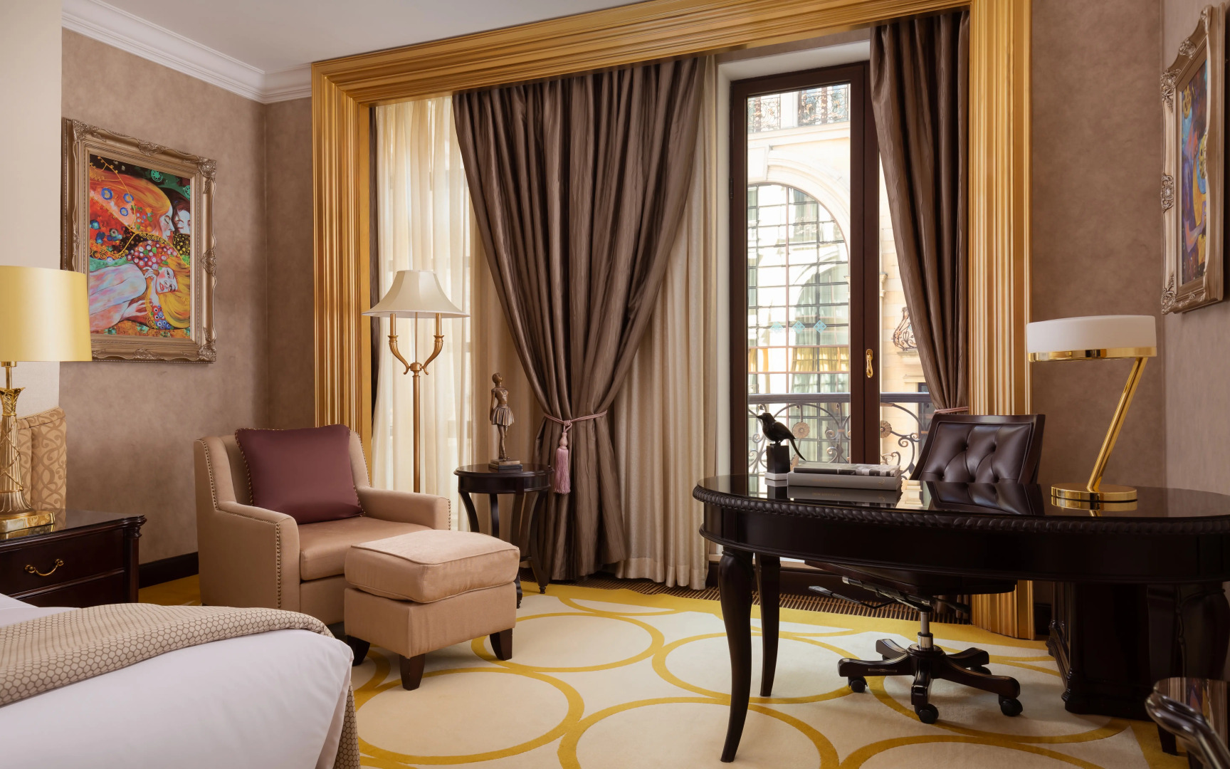 Отель The St. Regis Moscow Nikolskaya