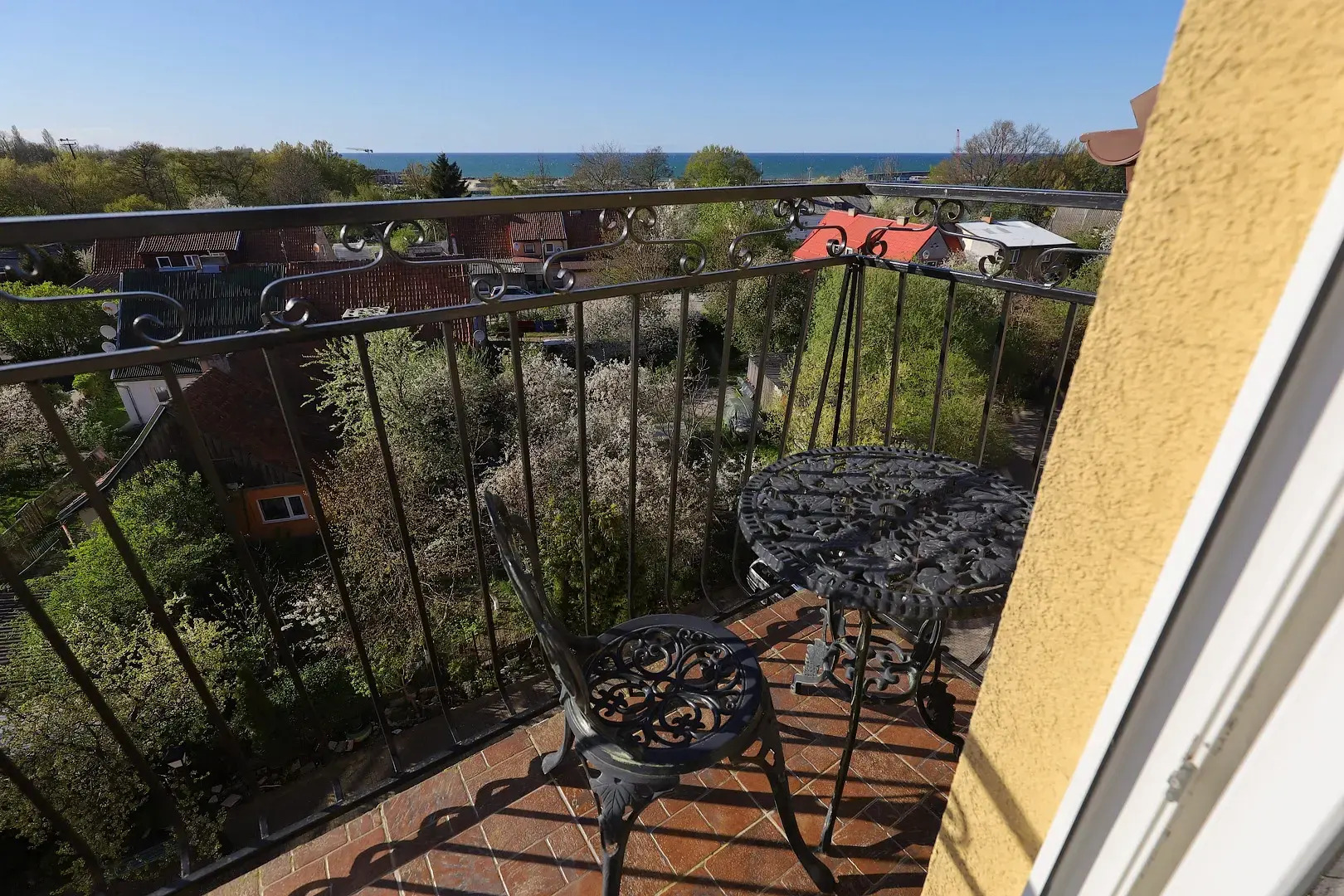 Апартаменты Baltic Apart & Naberezhnaya Provence