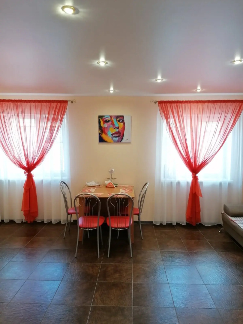 Бунгало Солнечная 40