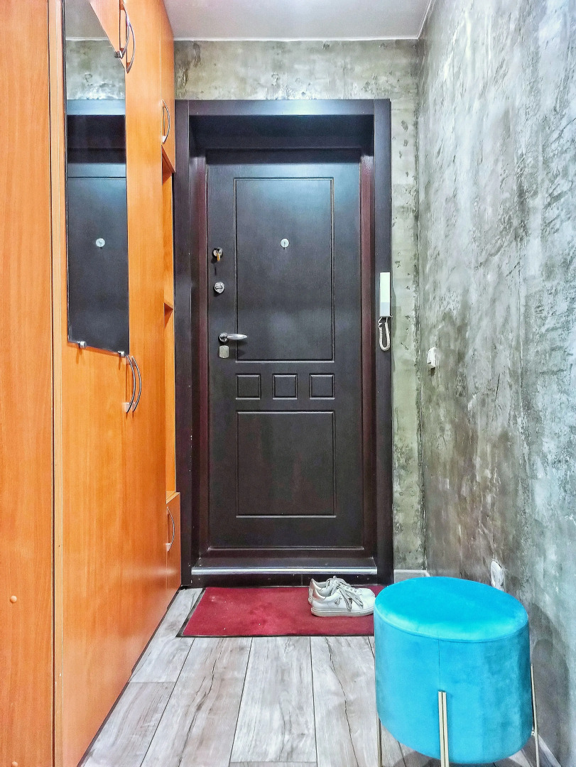 Квартира 1-комнатная в тихом районе 212 квартала