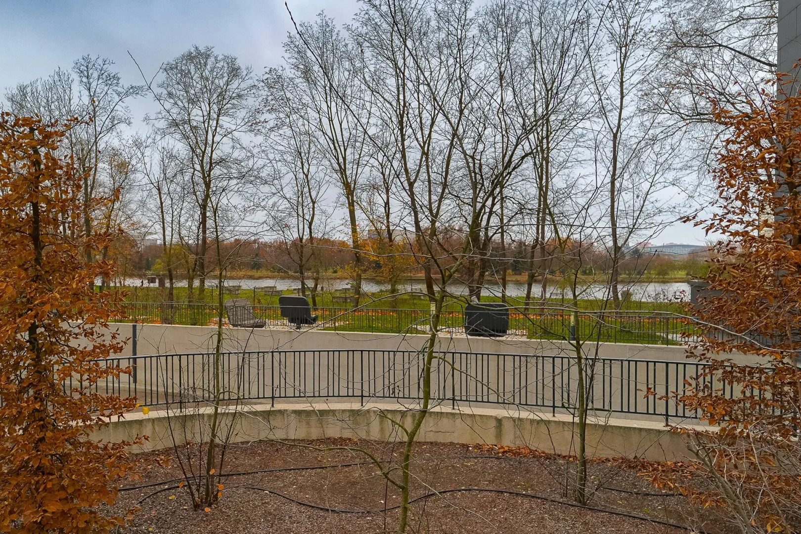 Квартира стильная двухкомнатная VIP на берегу реки