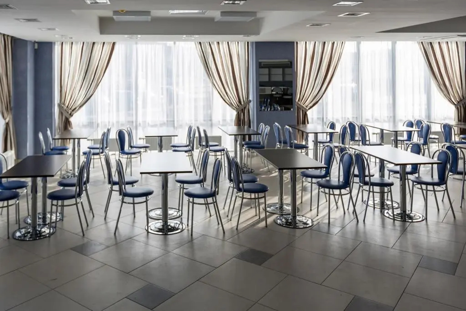 Отель Ист Тайм TGB