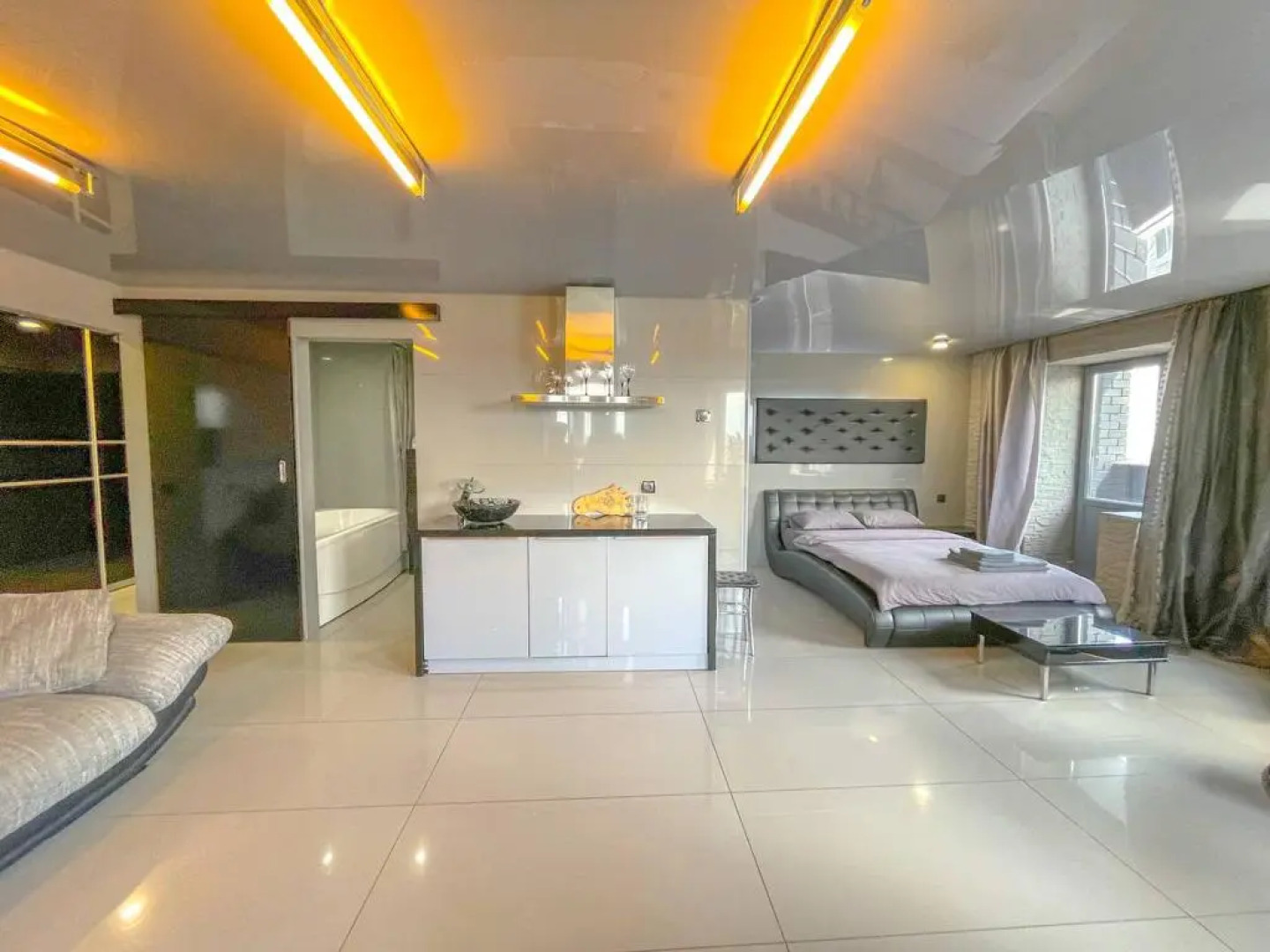 Апартаменты Московский проспект 110л