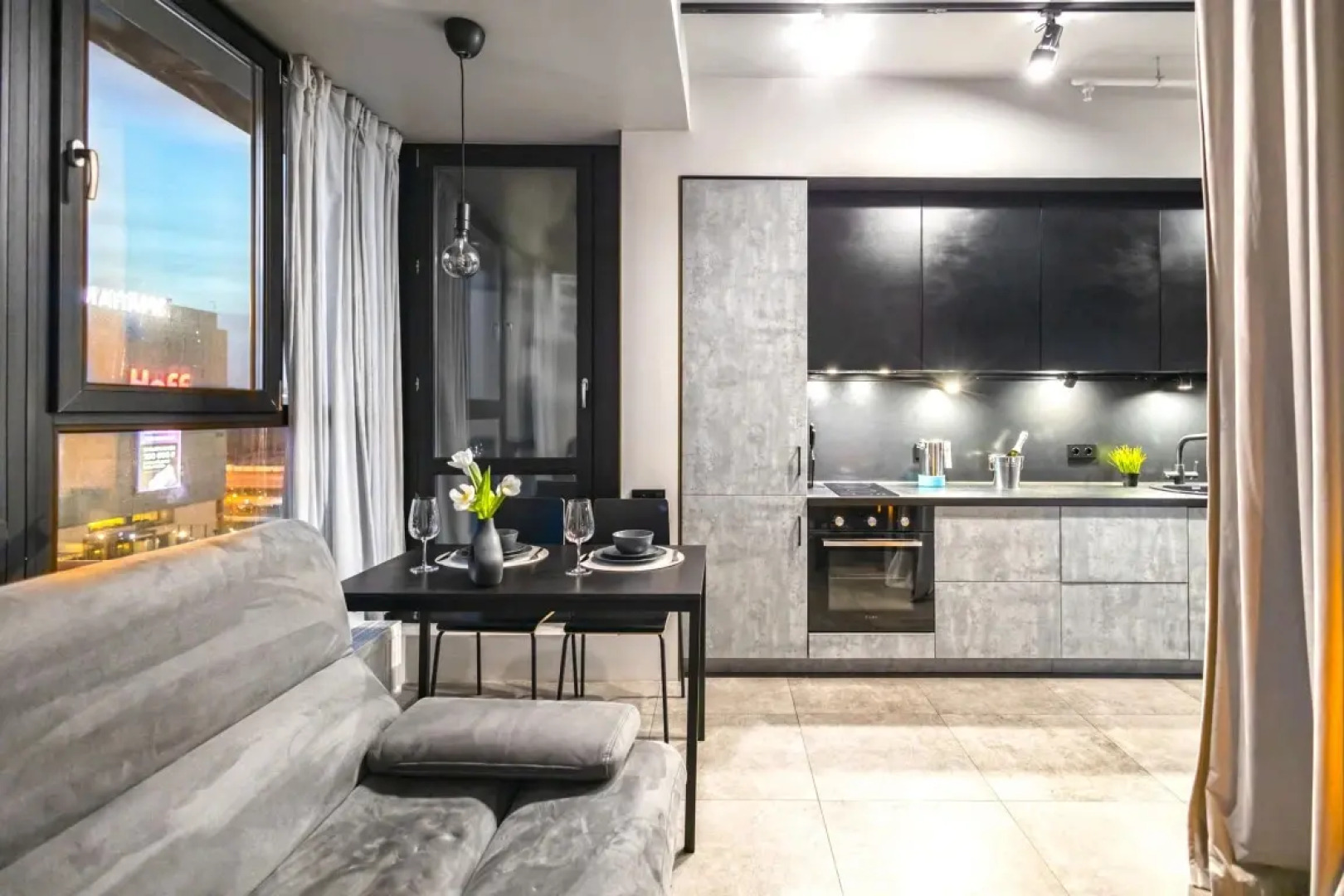 Апартаменты Люкс с Видом на Город Elite Apartments