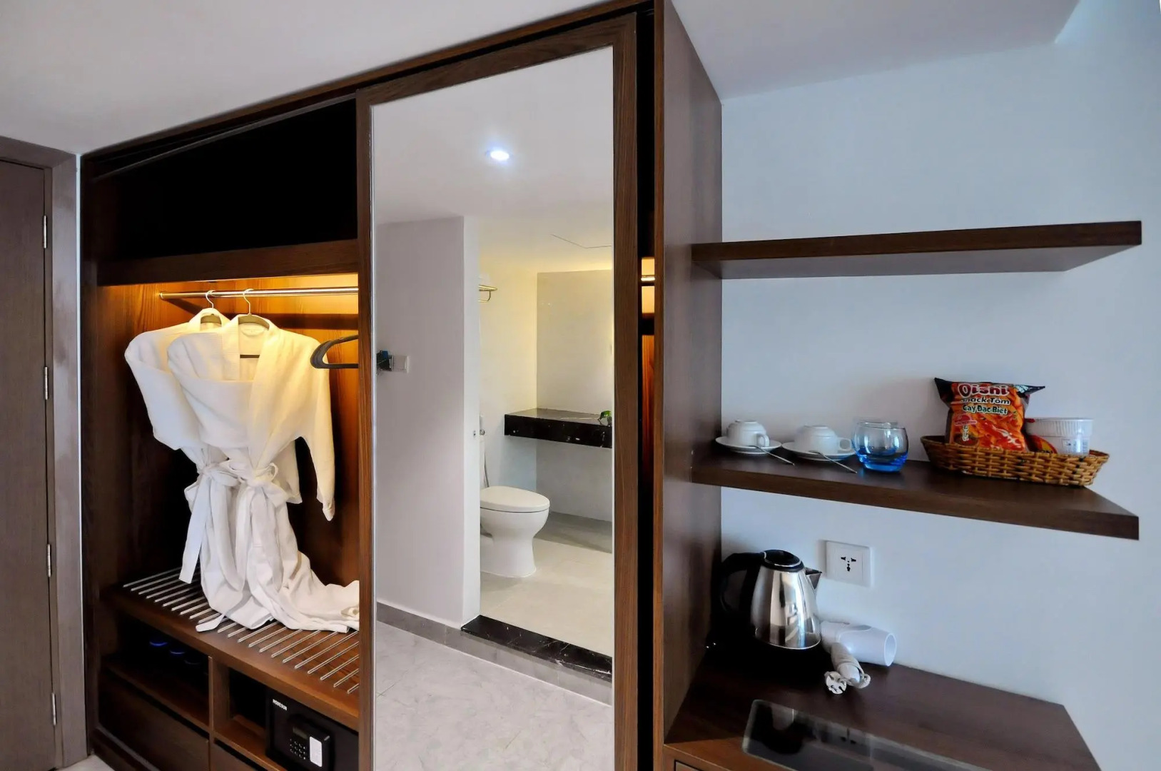 Отель Anrizon Nha Trang