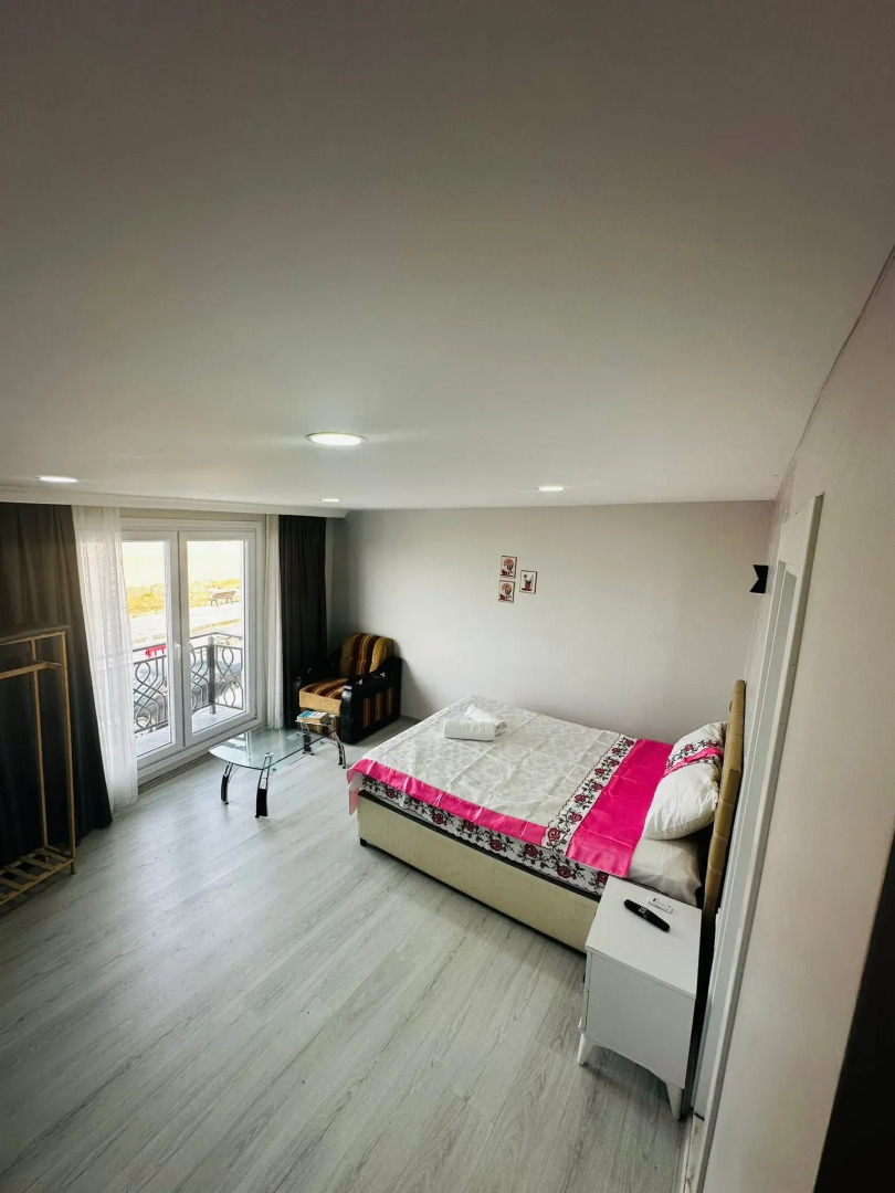 Отель Airport Black Sea Hotel & Restaurant