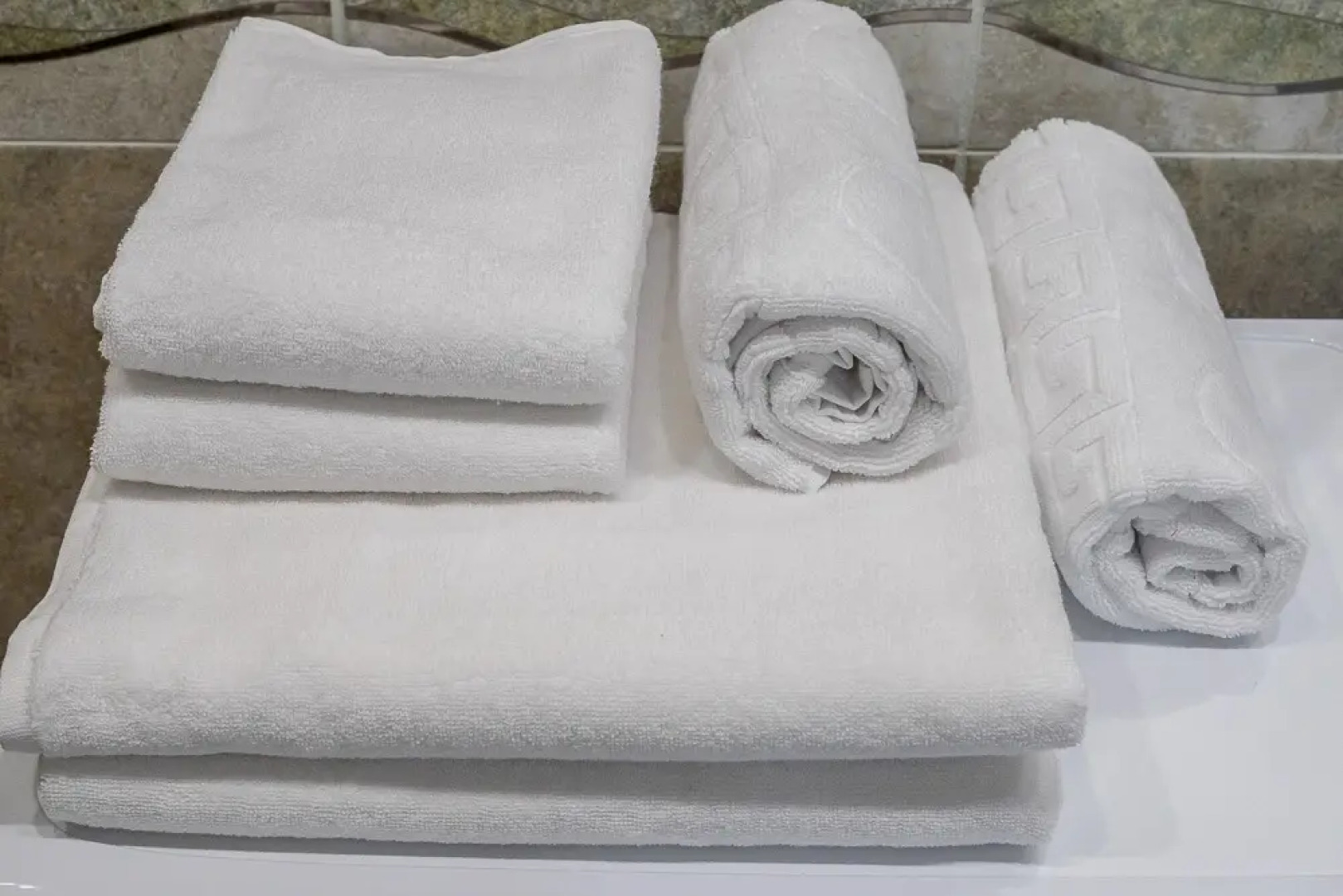 Апартаменты на Коммуны 2