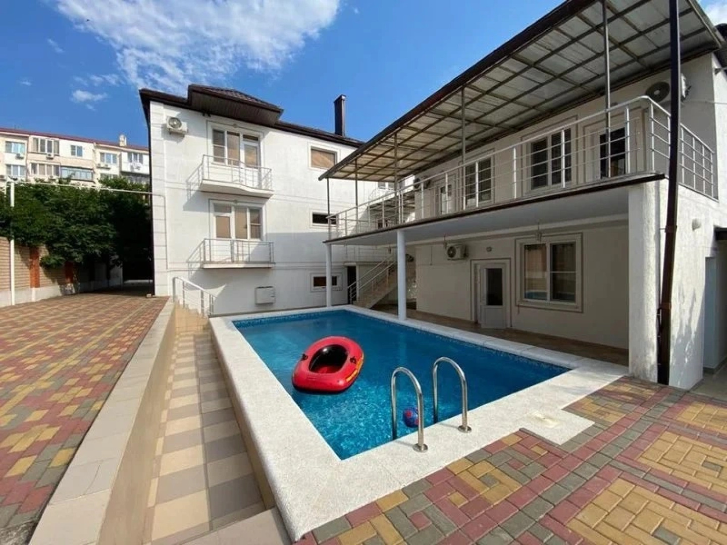 Апартаменты Veles House Дружбы 15