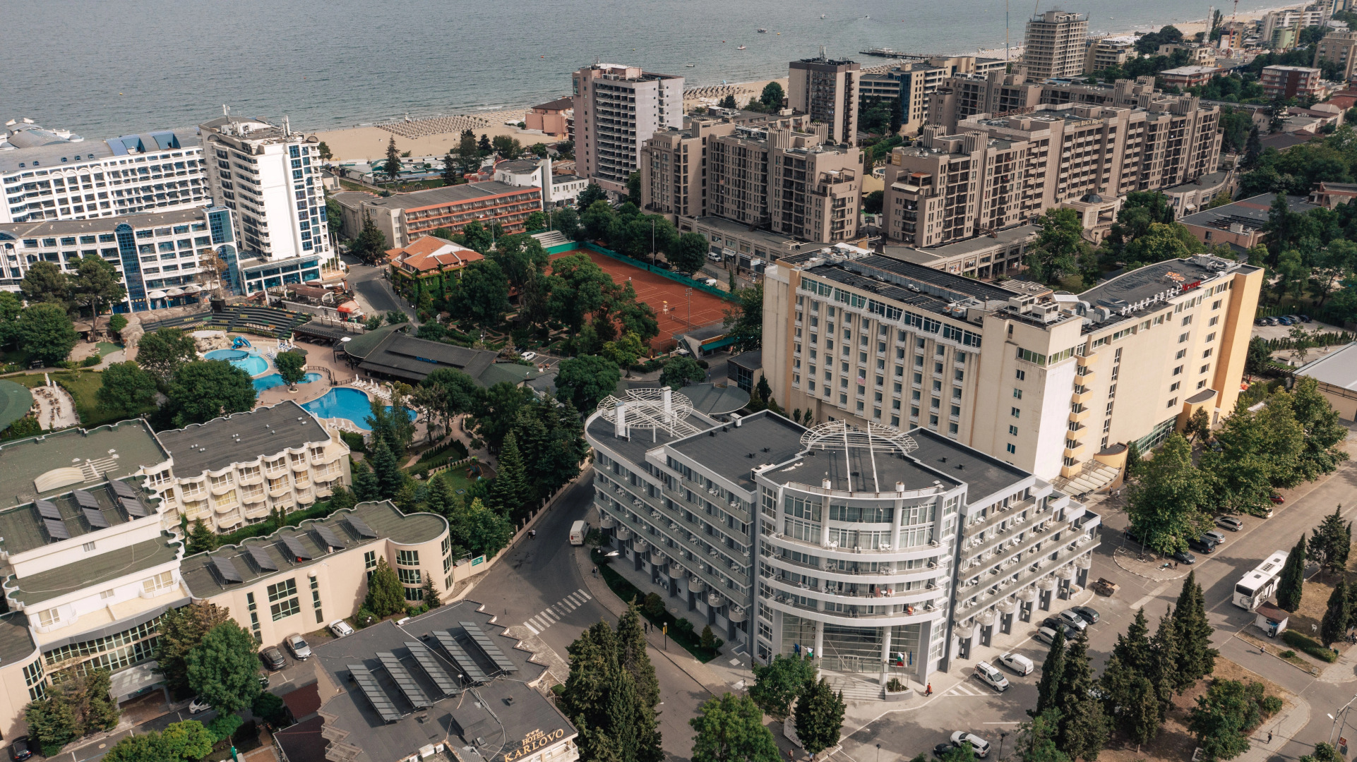 Отель SUNEO Perla