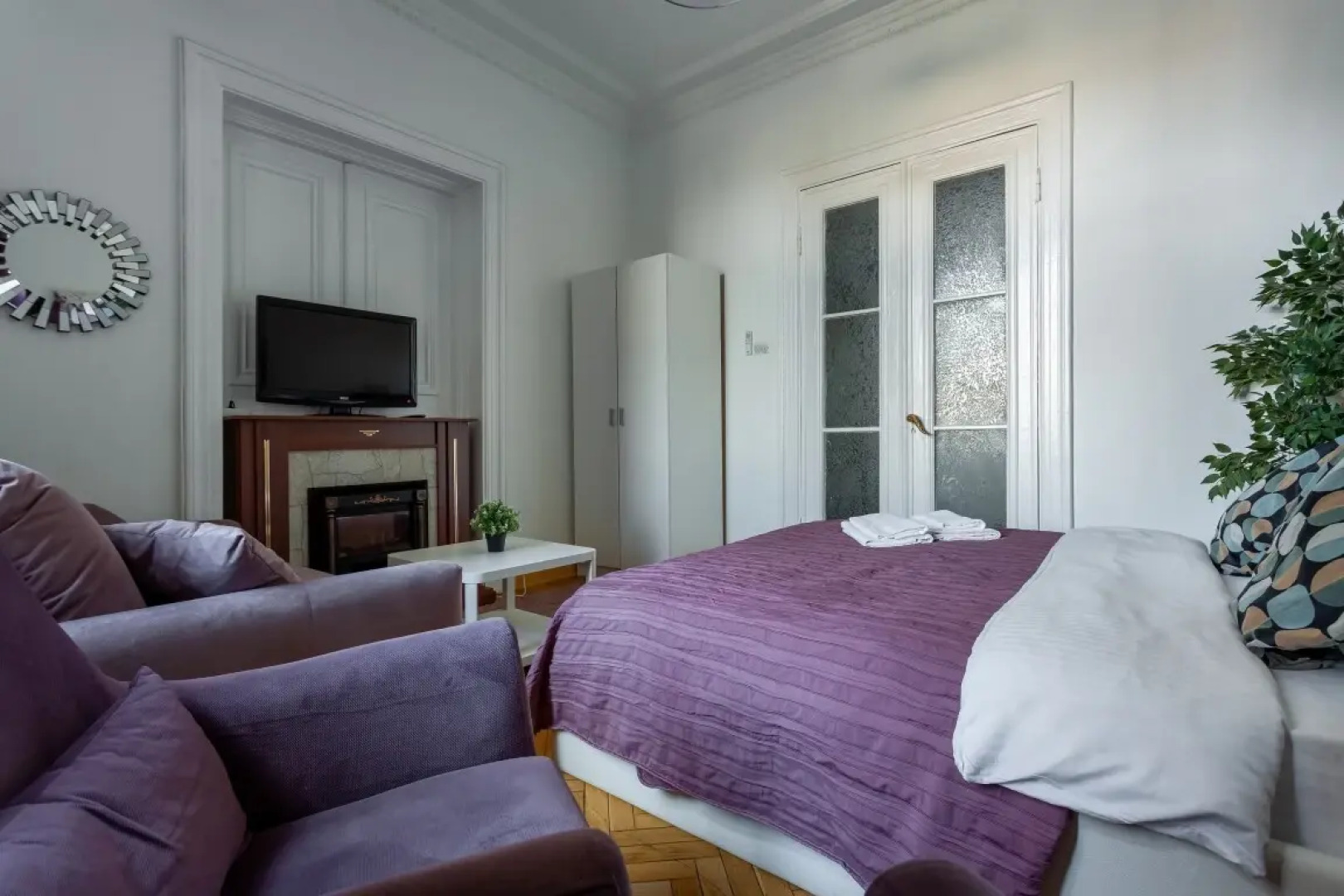 Апартаменты Стандарт с Двумя Спальнями и Камином